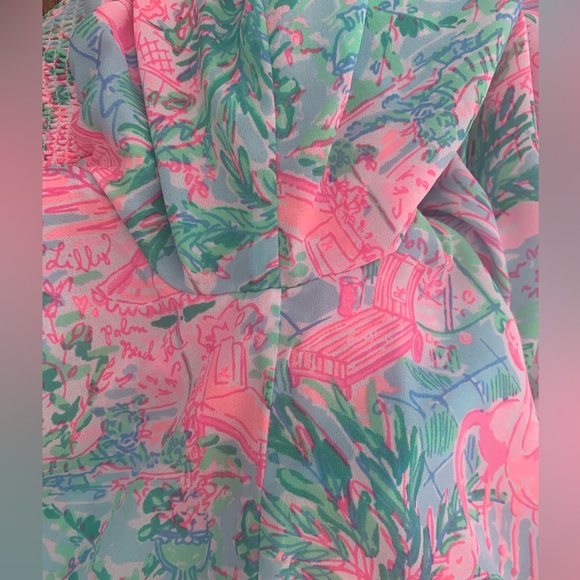 Lilly Pulitzer Maryellen Off-The-Shoulder Top
SZ M Bali Blue Spotted on Worth - Picture 9 of 13